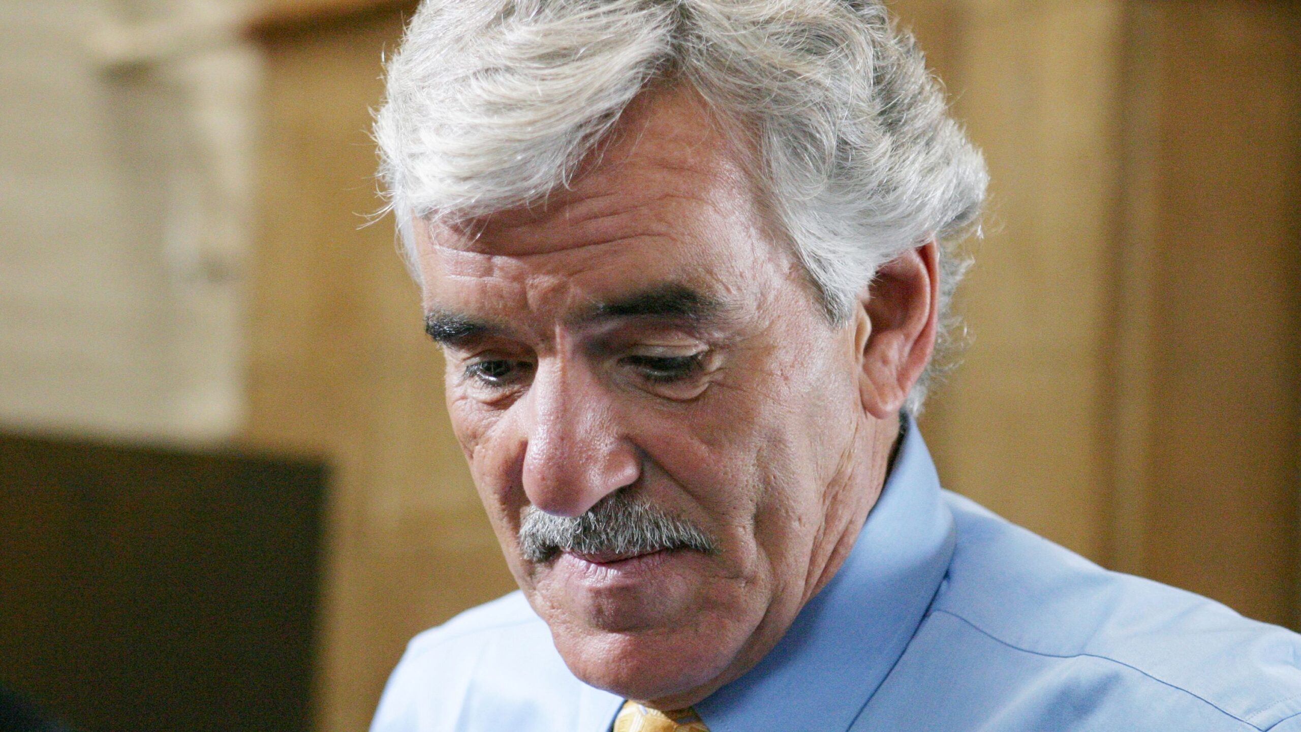 Actor Dennis Farina Dies CNN