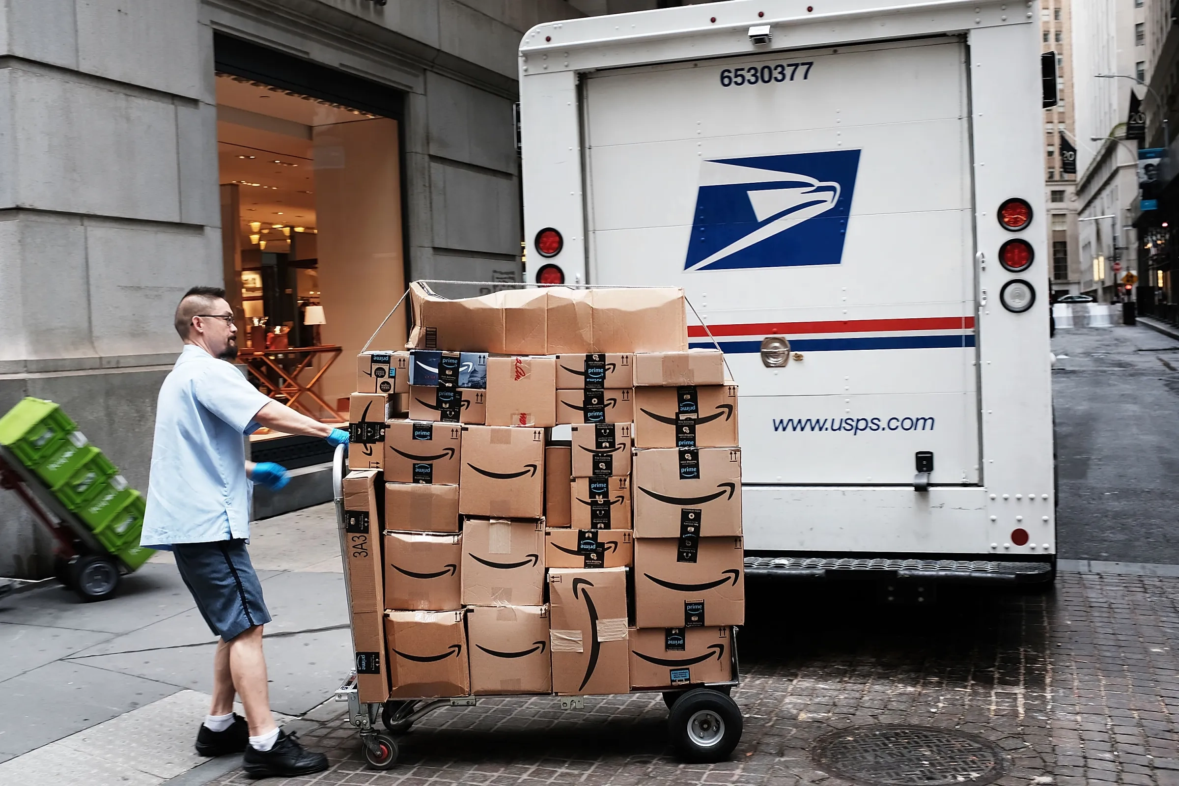 Amazon 2 day Shipping Why Packages Sometimes Arrive Later Vox