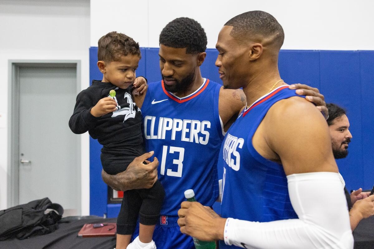 Clippers Conundrum Pick Up The Pace While Limiting Turnovers Los Angeles Times