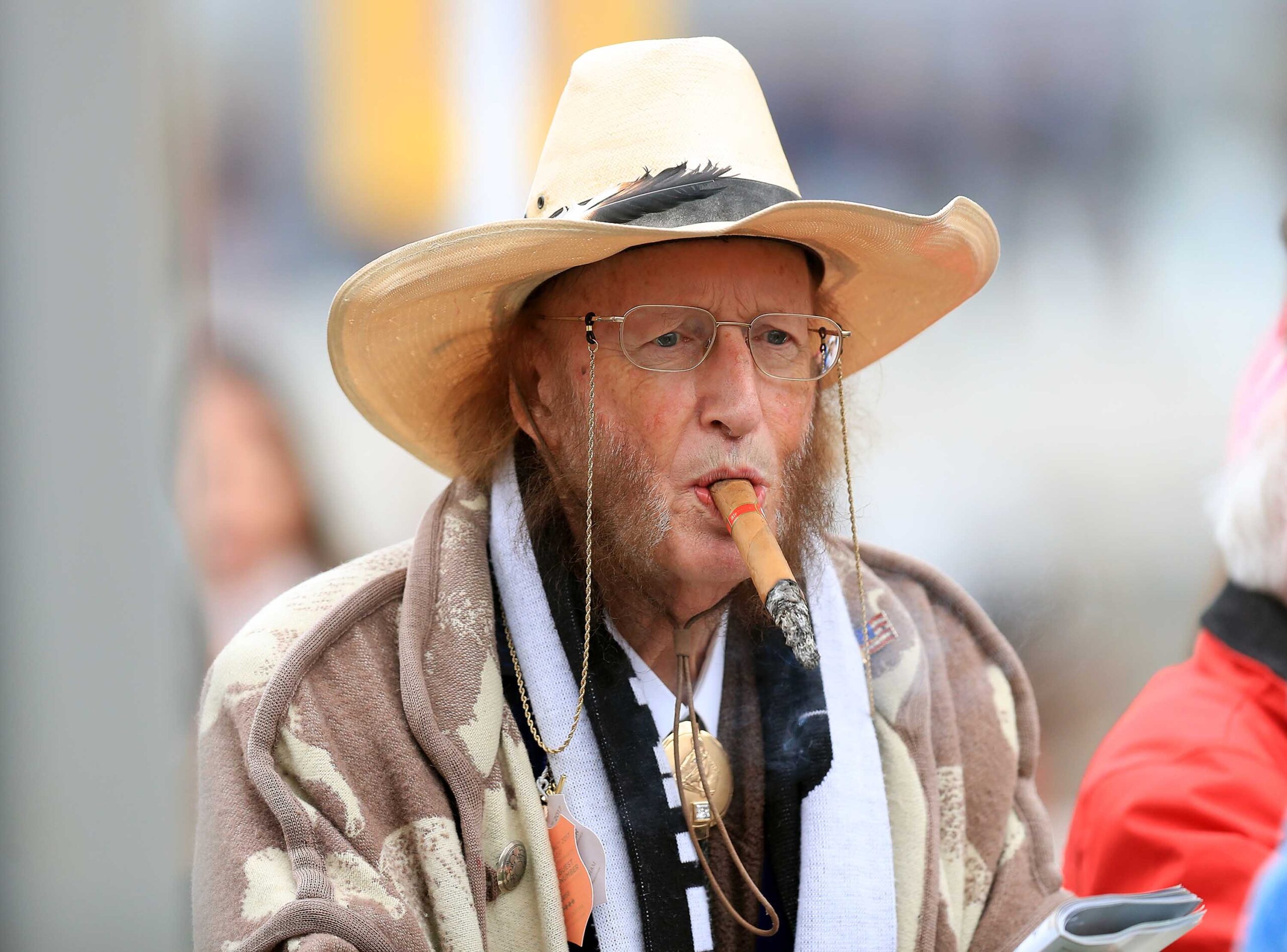 John McCririck Horse Racing Pundit Dead At 79 CNN