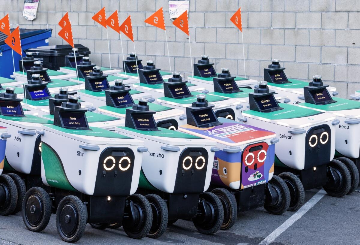 L A Neighborhoods See Influx Of 500 Delivery Bots Los Angeles Times