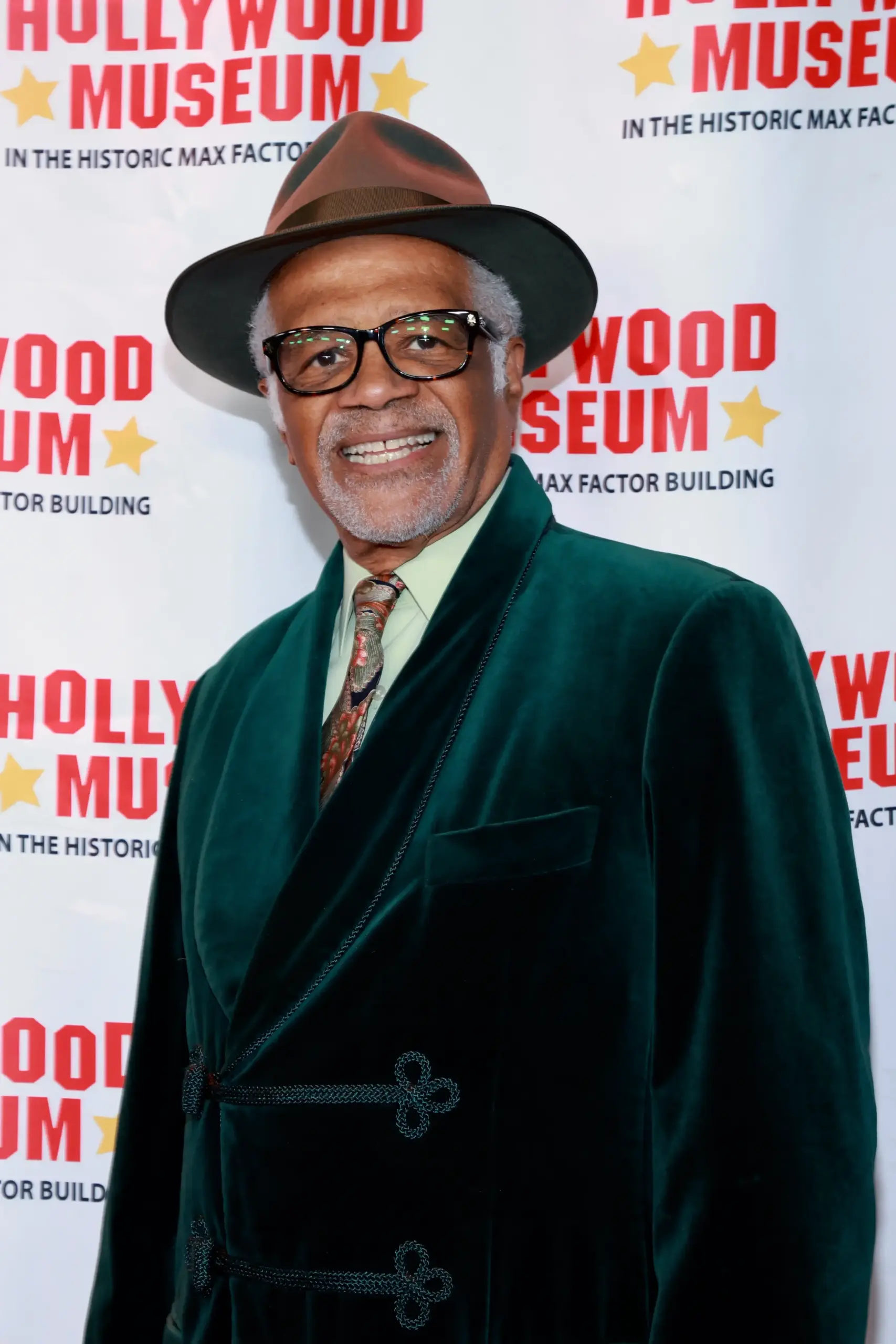 Ted Lange The Love Boat Bartender Isaac Is 78 And Dapper Parade