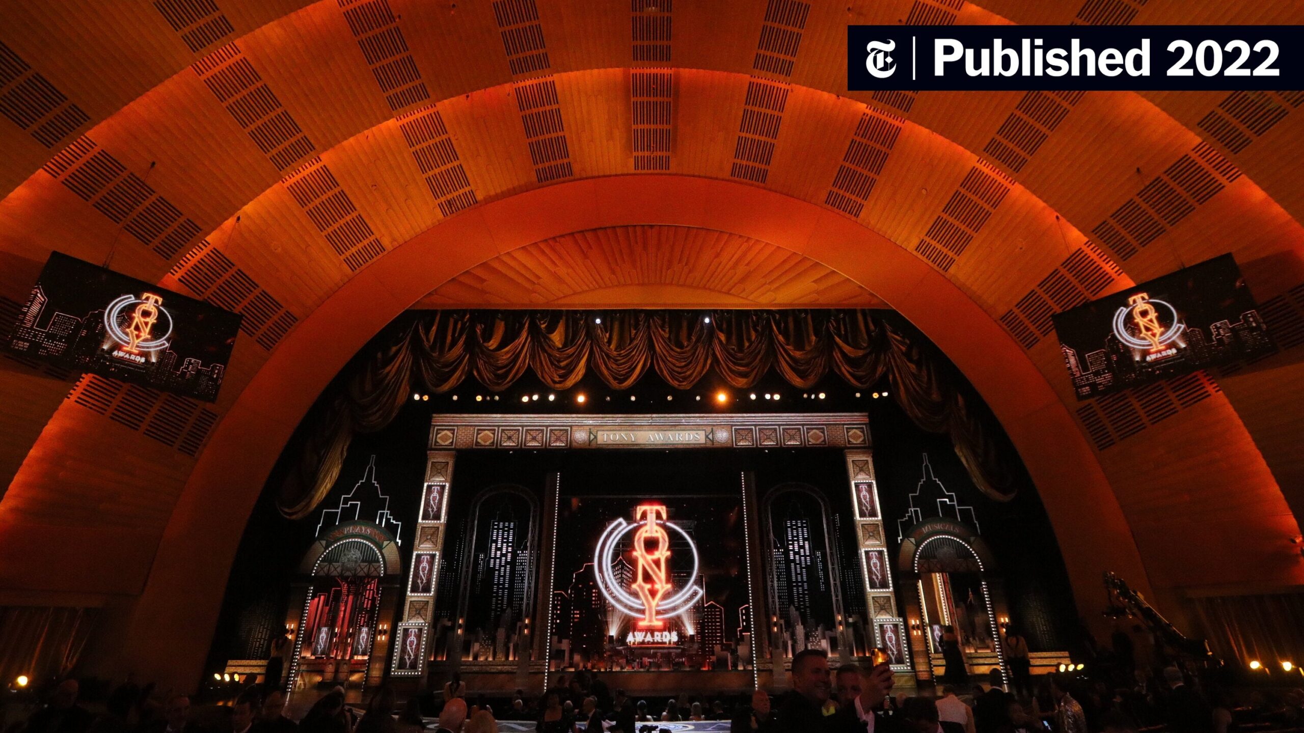 Tony Awards To Announce Prizes In June At Radio City Music Hall The New York Times